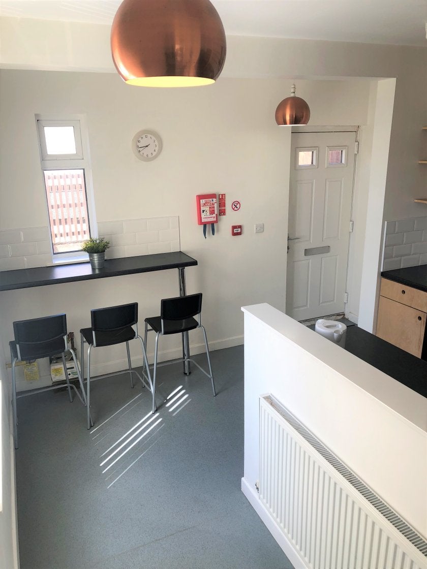 Flat Dillwyn Street in Swansea