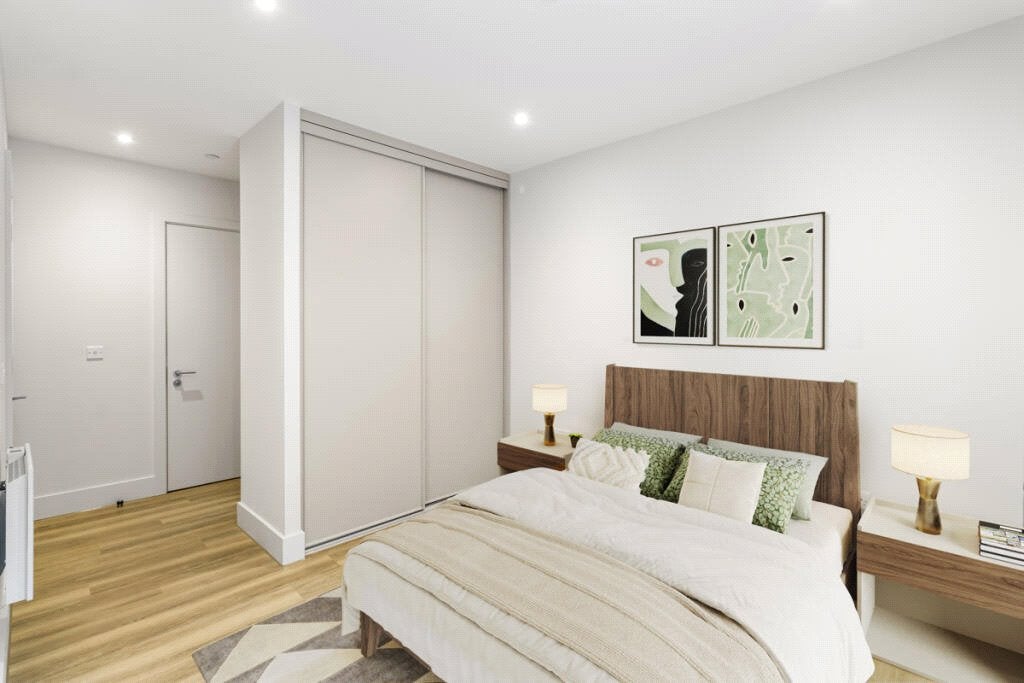 Flat Parkside Place in Borough of Spelthorne