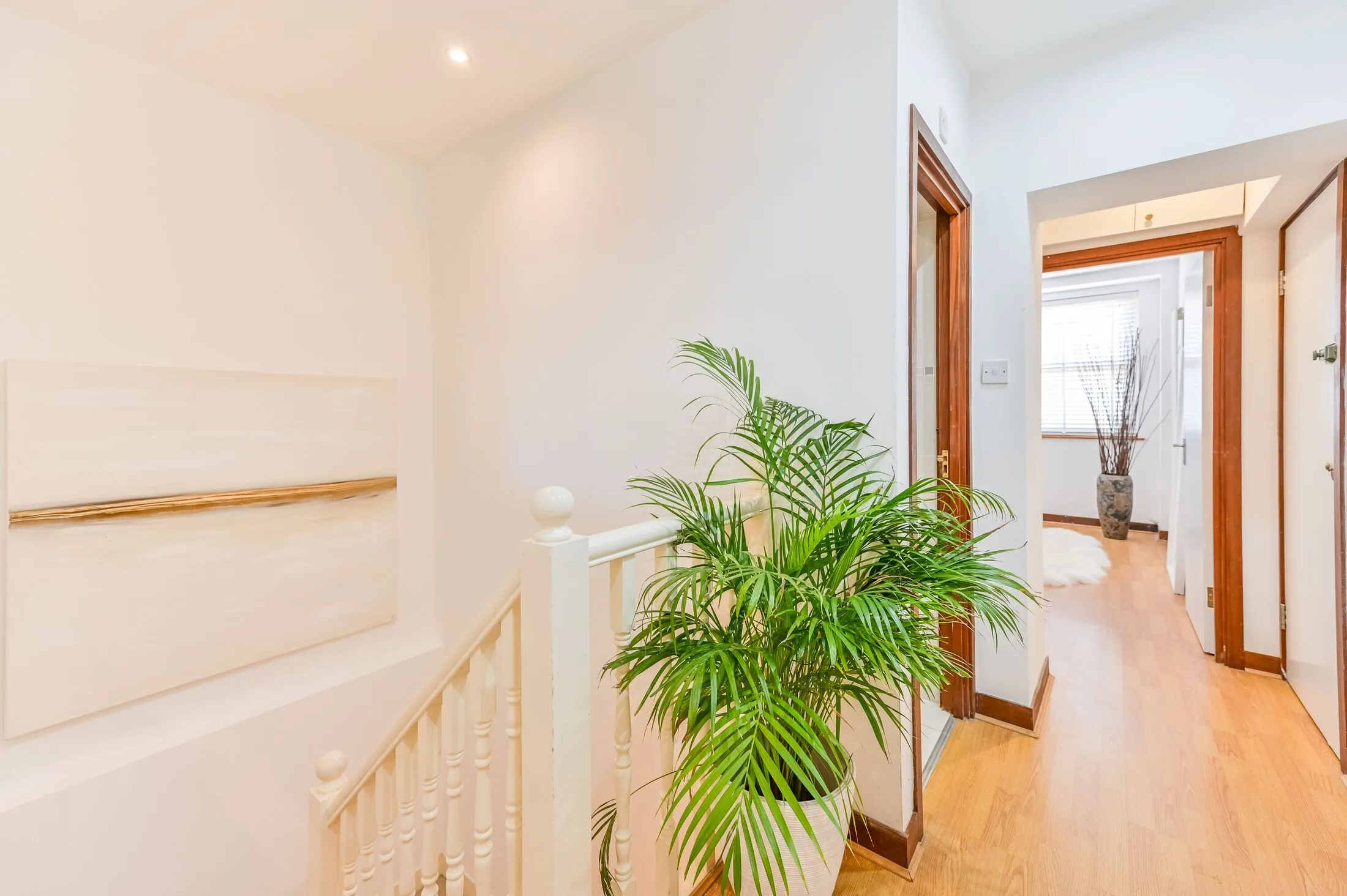 Flat Boleyn Road in Greater London