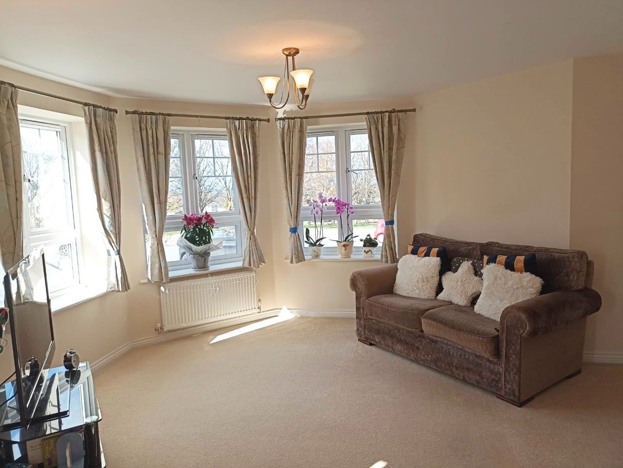 Flat Kenton Lane in Newcastle upon Tyne