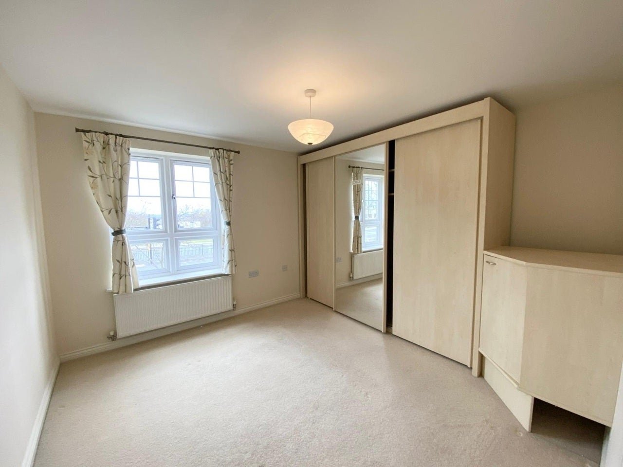 Flat Kenton Lane in Newcastle upon Tyne
