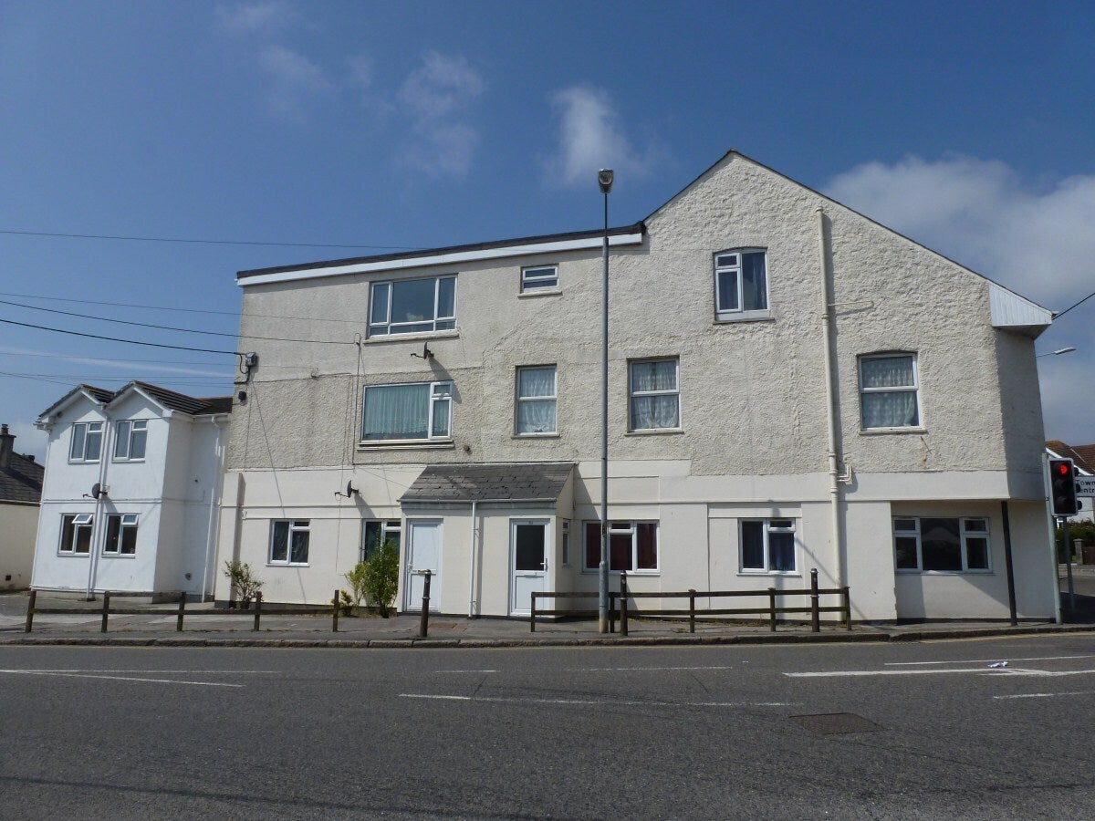 Flat Clifden Road in St. Austell