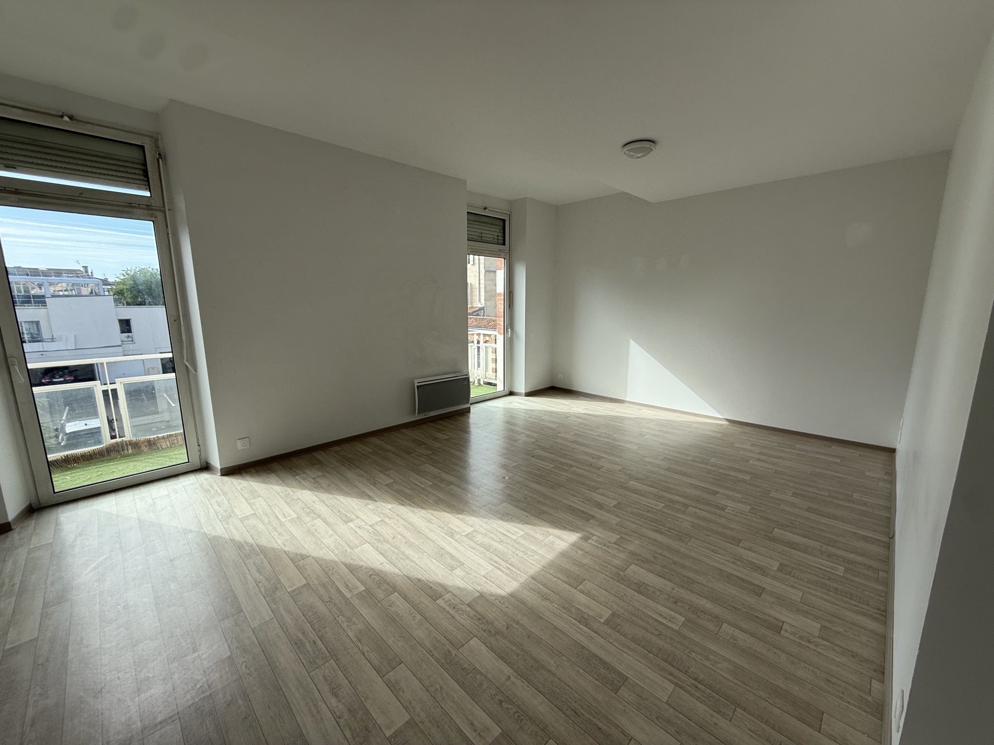 Flat Rue Pierre Duhem in Bordeaux