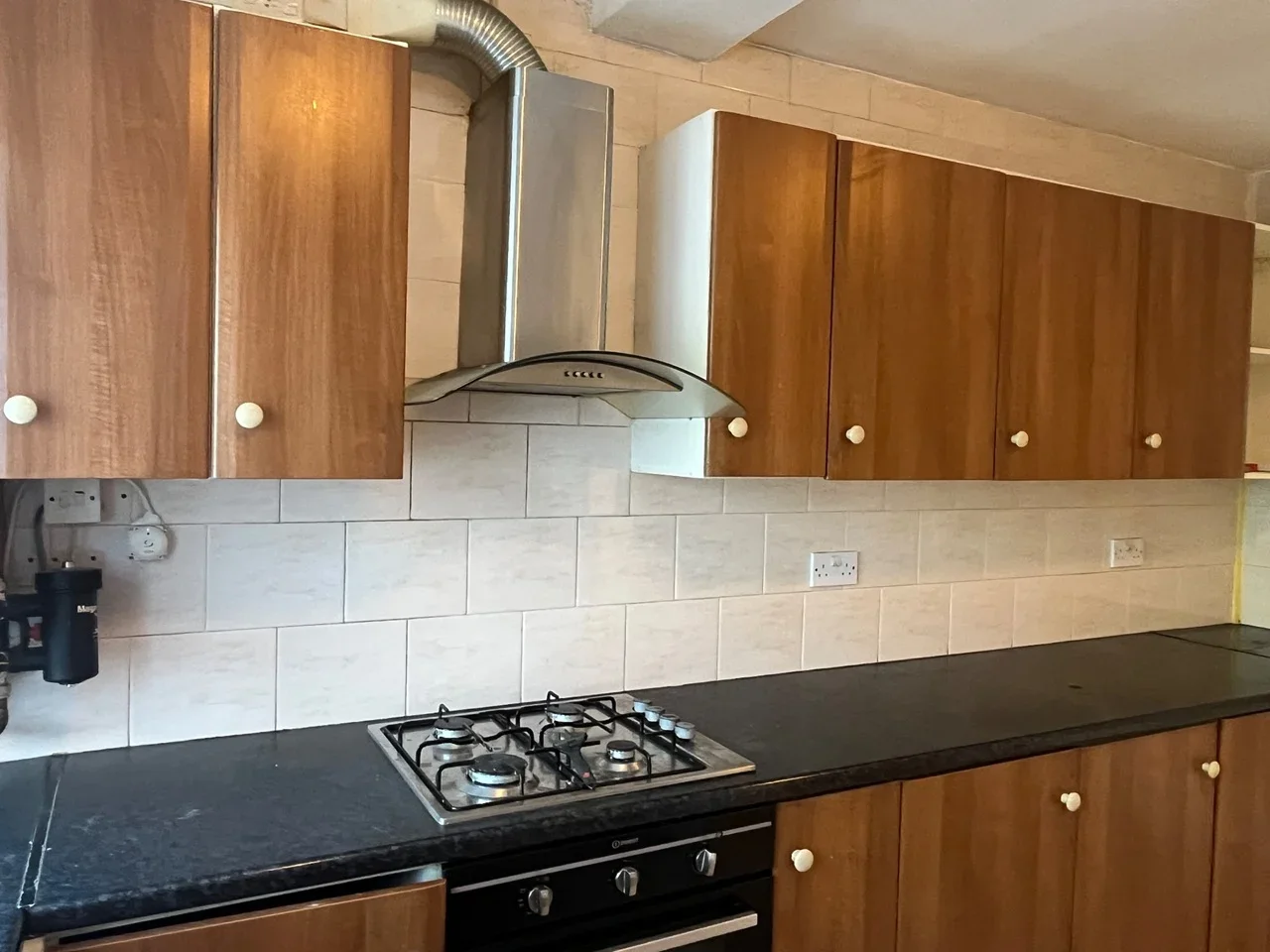 Room Walton Road in Greater London