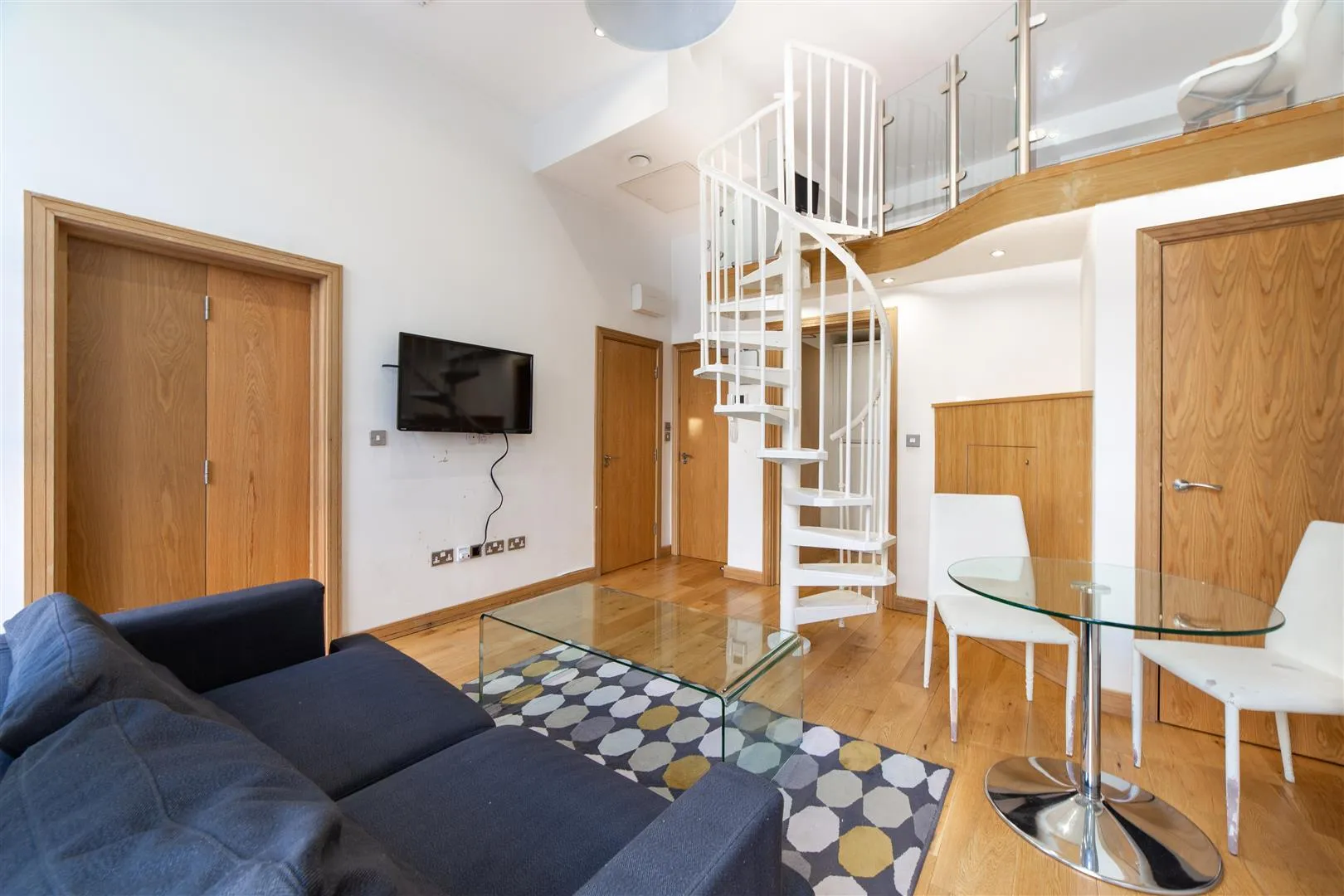 Flat Grainger Street in Newcastle upon Tyne