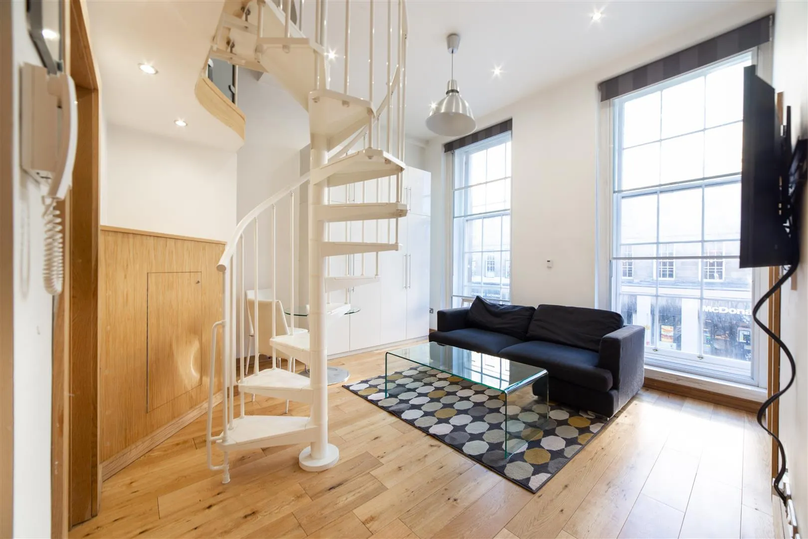 Flat Grainger Street in Newcastle upon Tyne