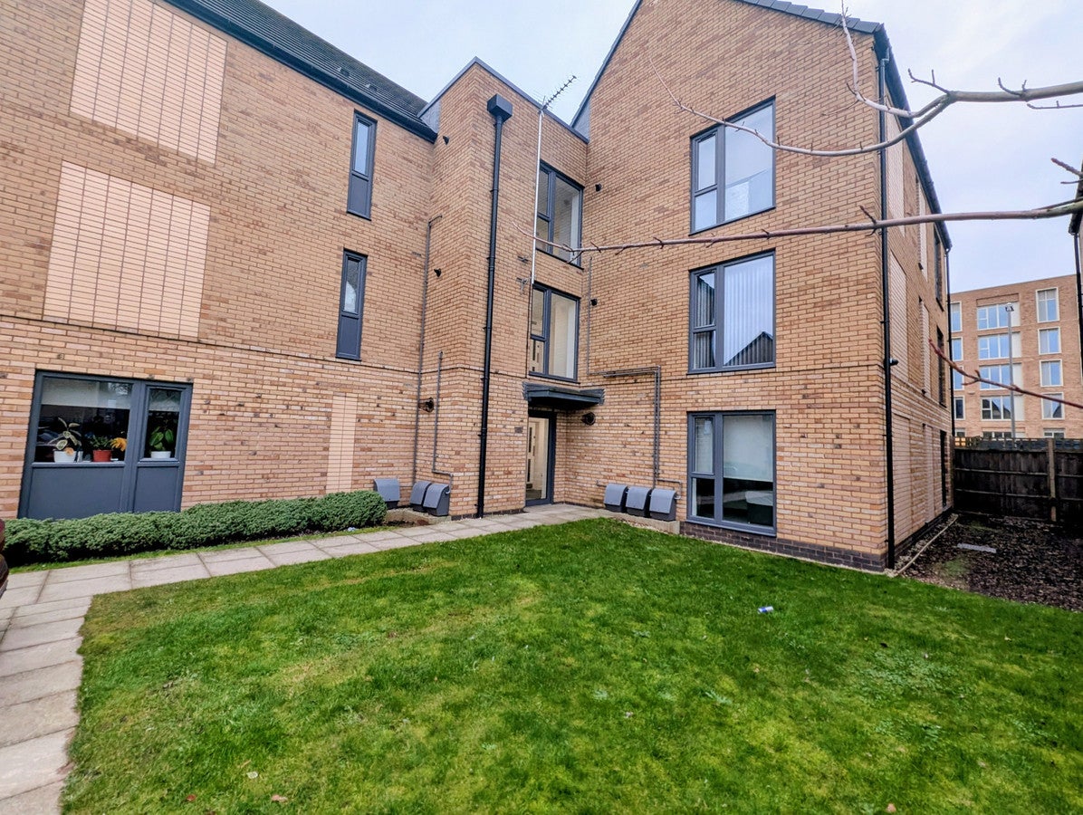 Flat Stratford House Road in Birmingham