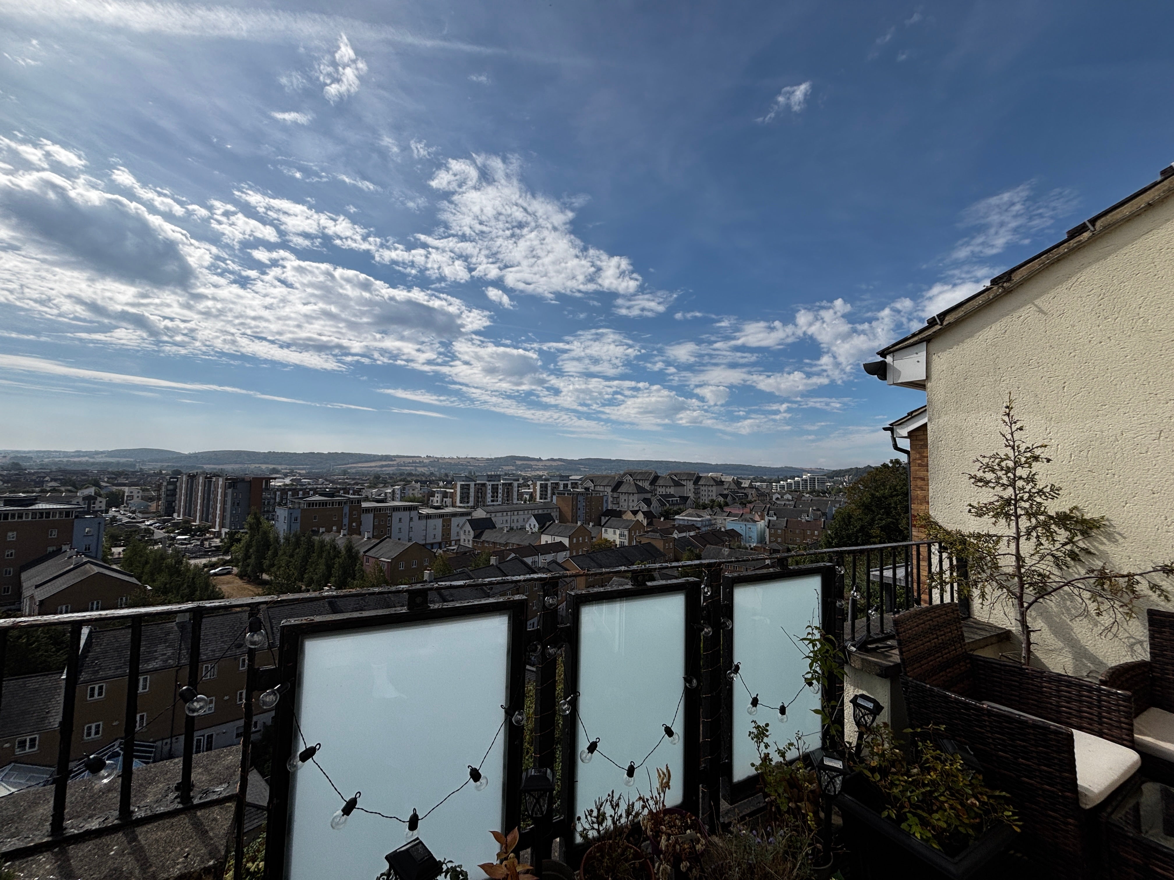 Flat Woodacre in Bristol