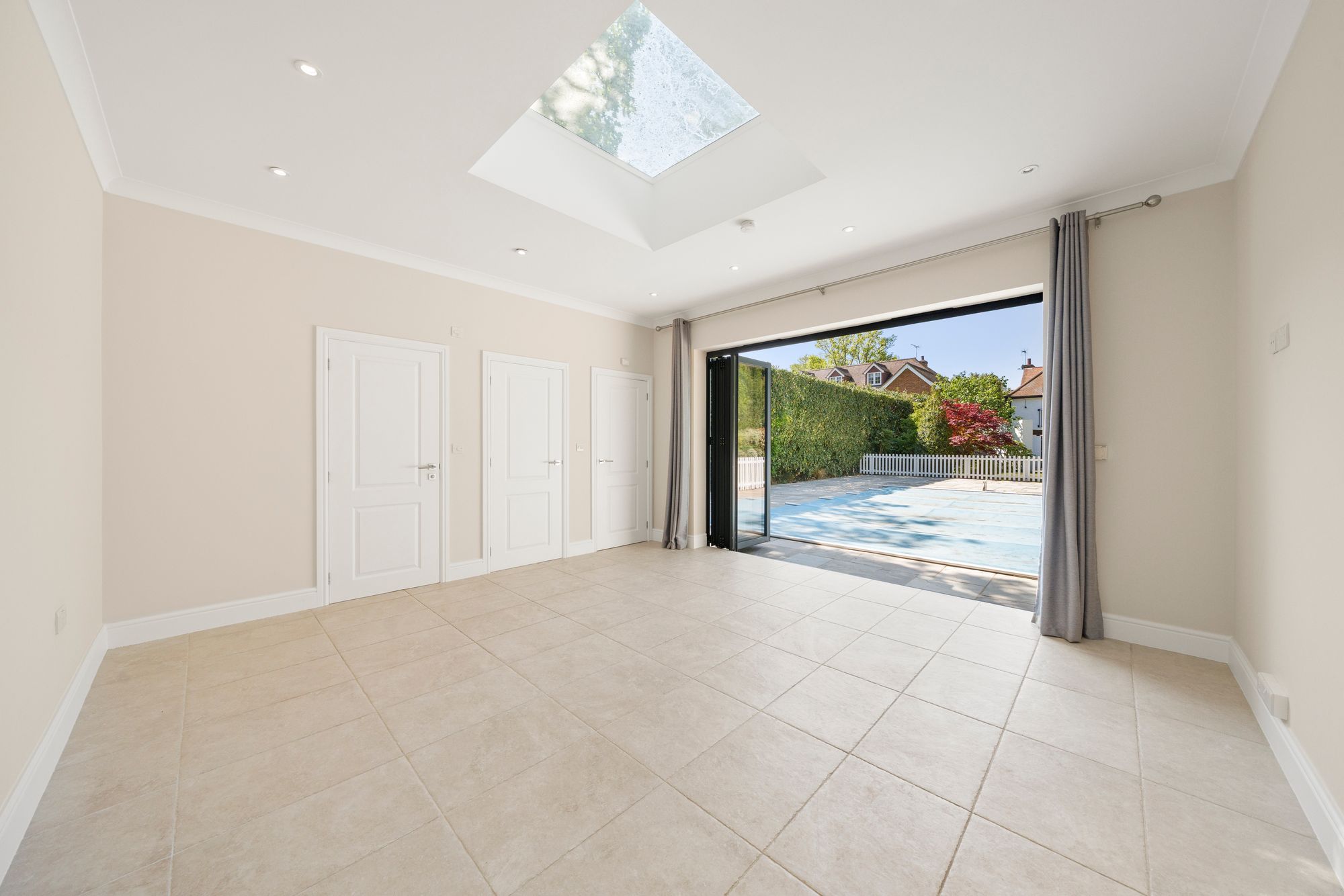House The Barton in Cobham