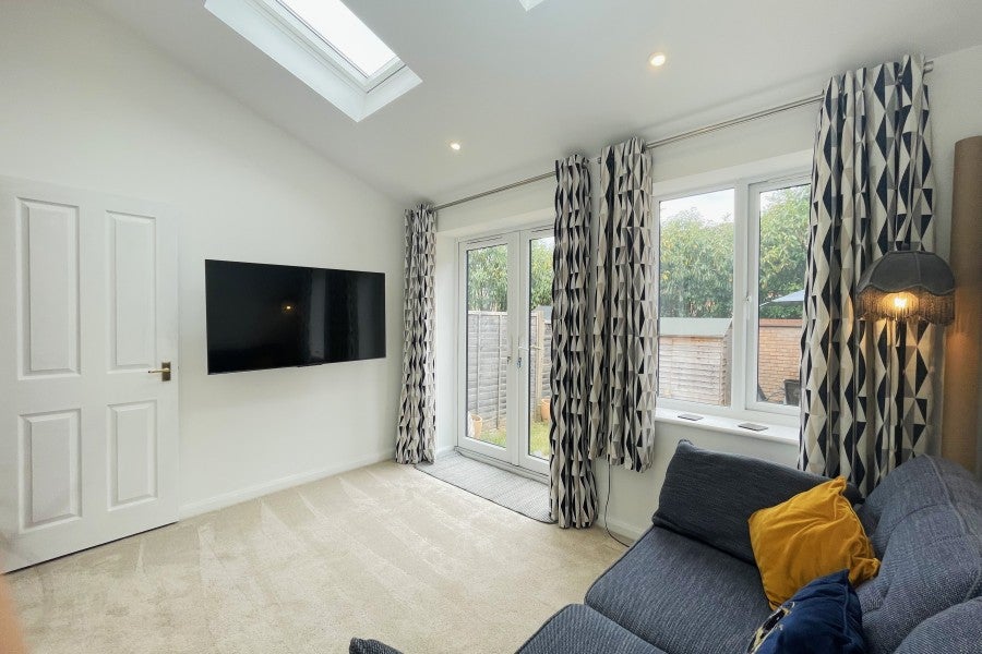 House Devoil Close in Guildford