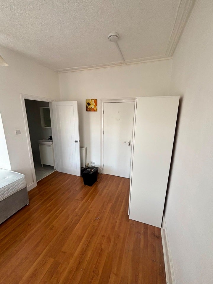 Room Trundley's Road in Greater London