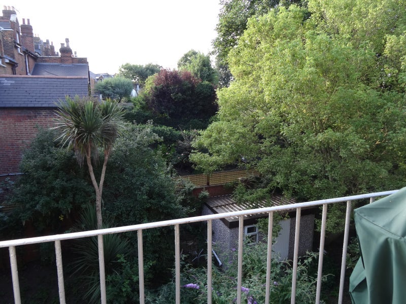 Room Hornsey Lane in Greater London