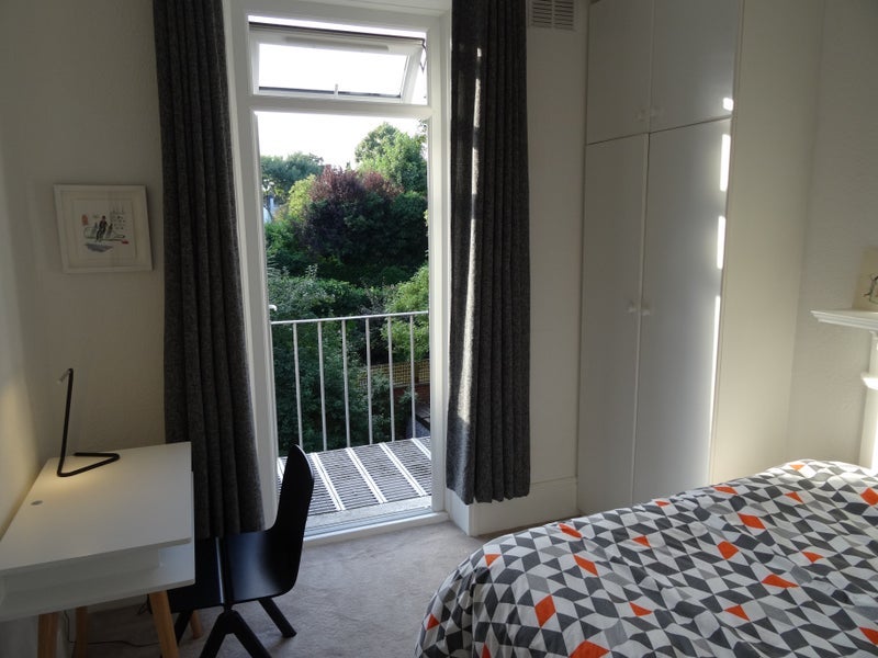 Room Hornsey Lane in Greater London