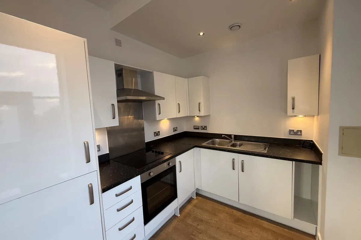 Flat Samson Street in Greater London