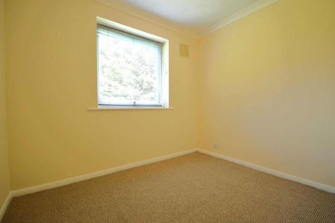 Flat Cedar Court in St Albans