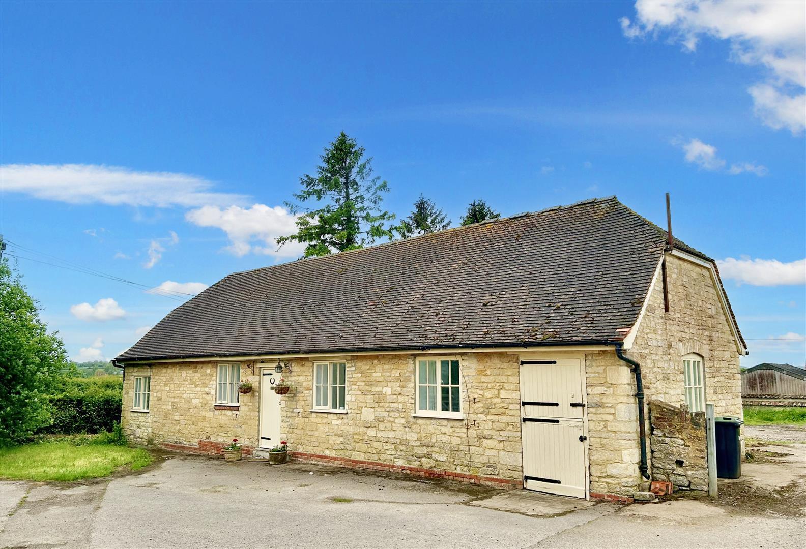House Fifehead Hill in Fifehead Magdalen