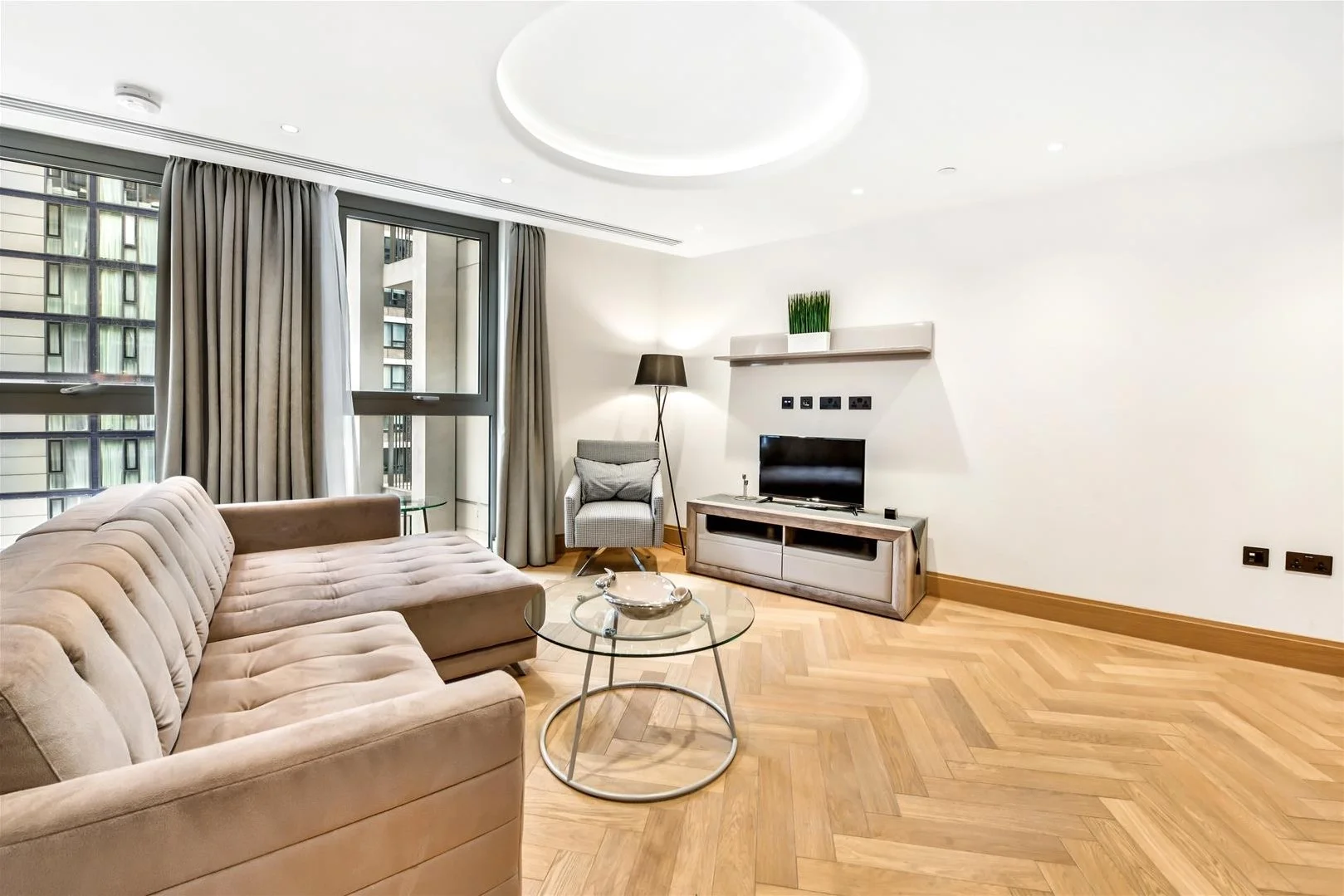 Flat Vincent Street in City of Westminster