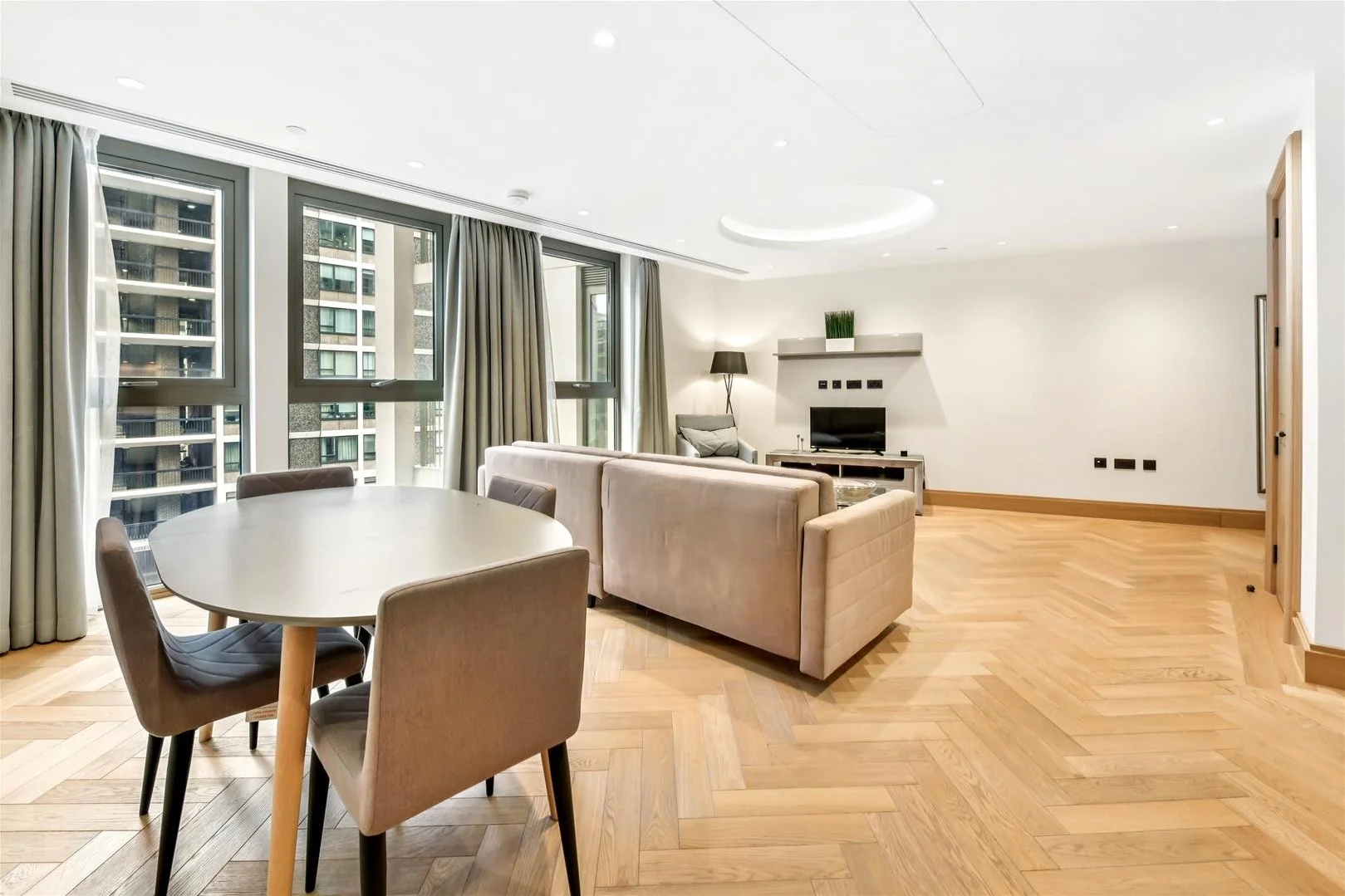 Flat Vincent Street in City of Westminster