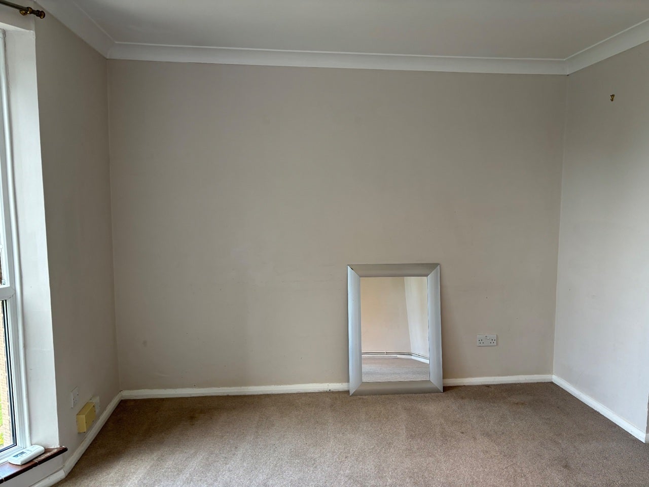 Flat Parkside Court in Elmbridge