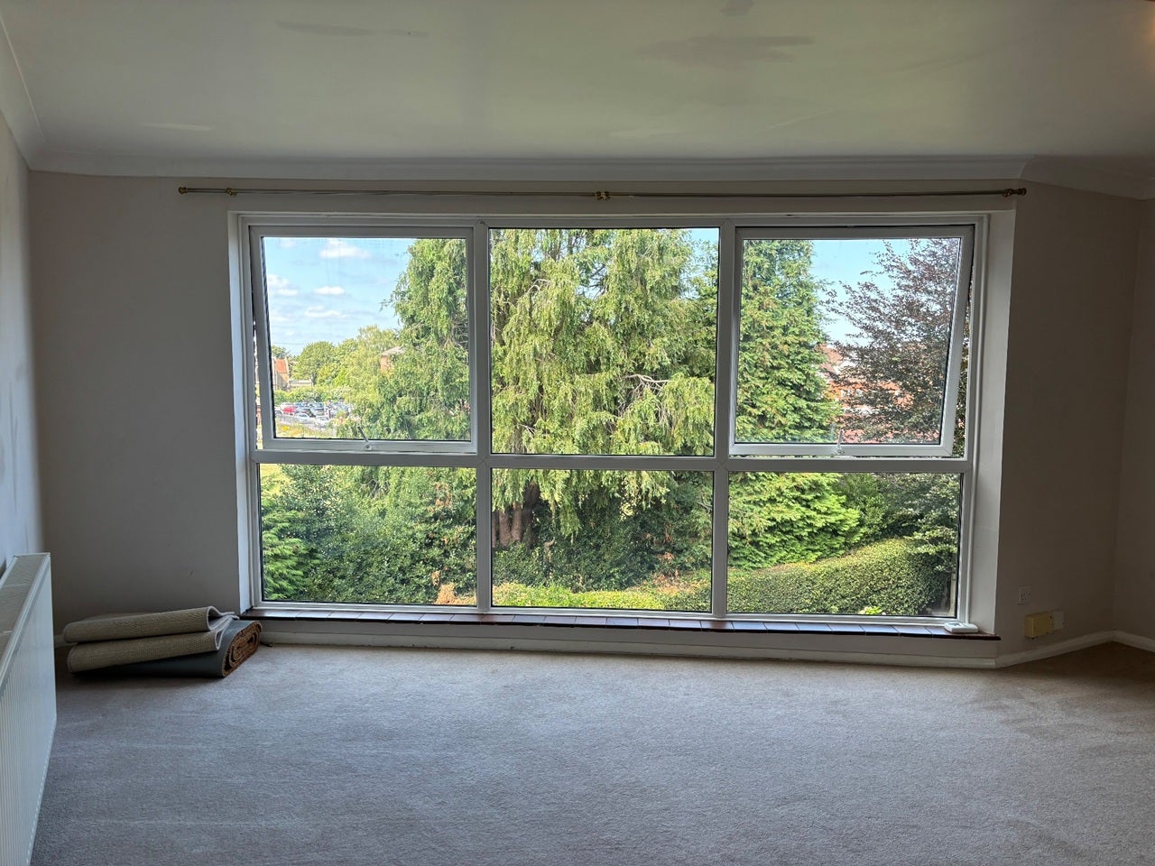 Flat Parkside Court in Elmbridge