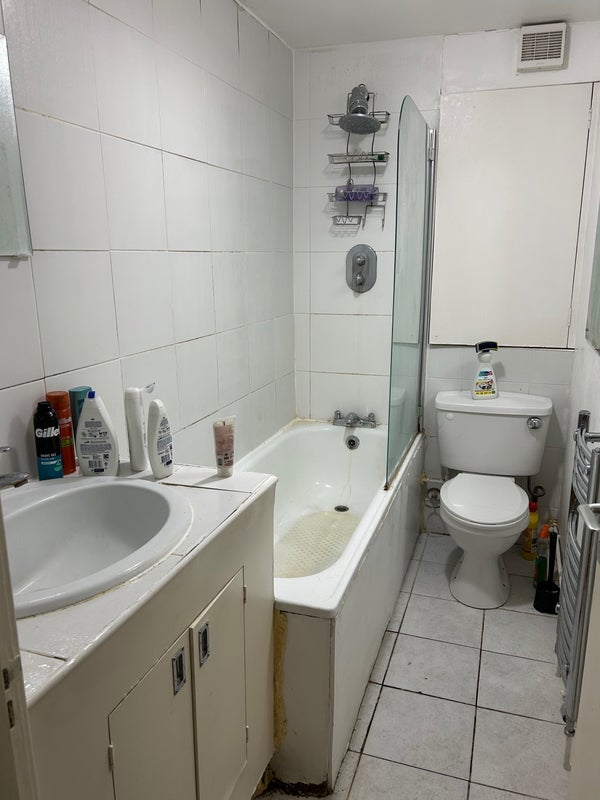 Room Camden Road in Greater London