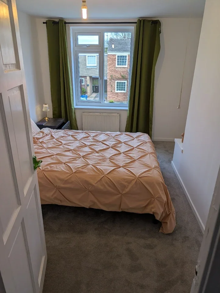 Room Holbeck in Bracknell