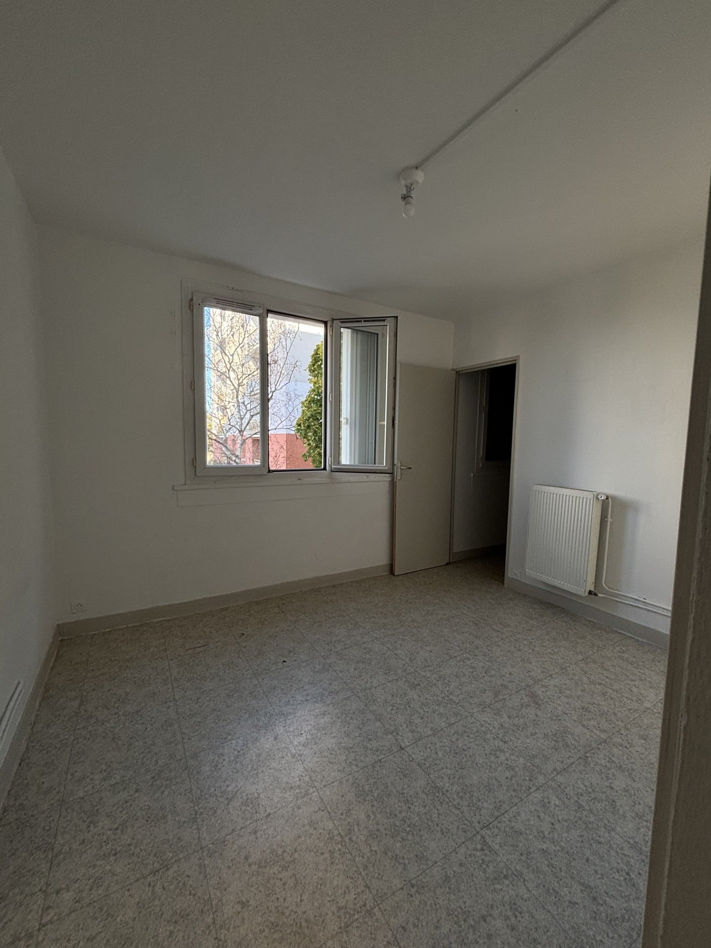 Flat Rue Gagarine in Vierzon
