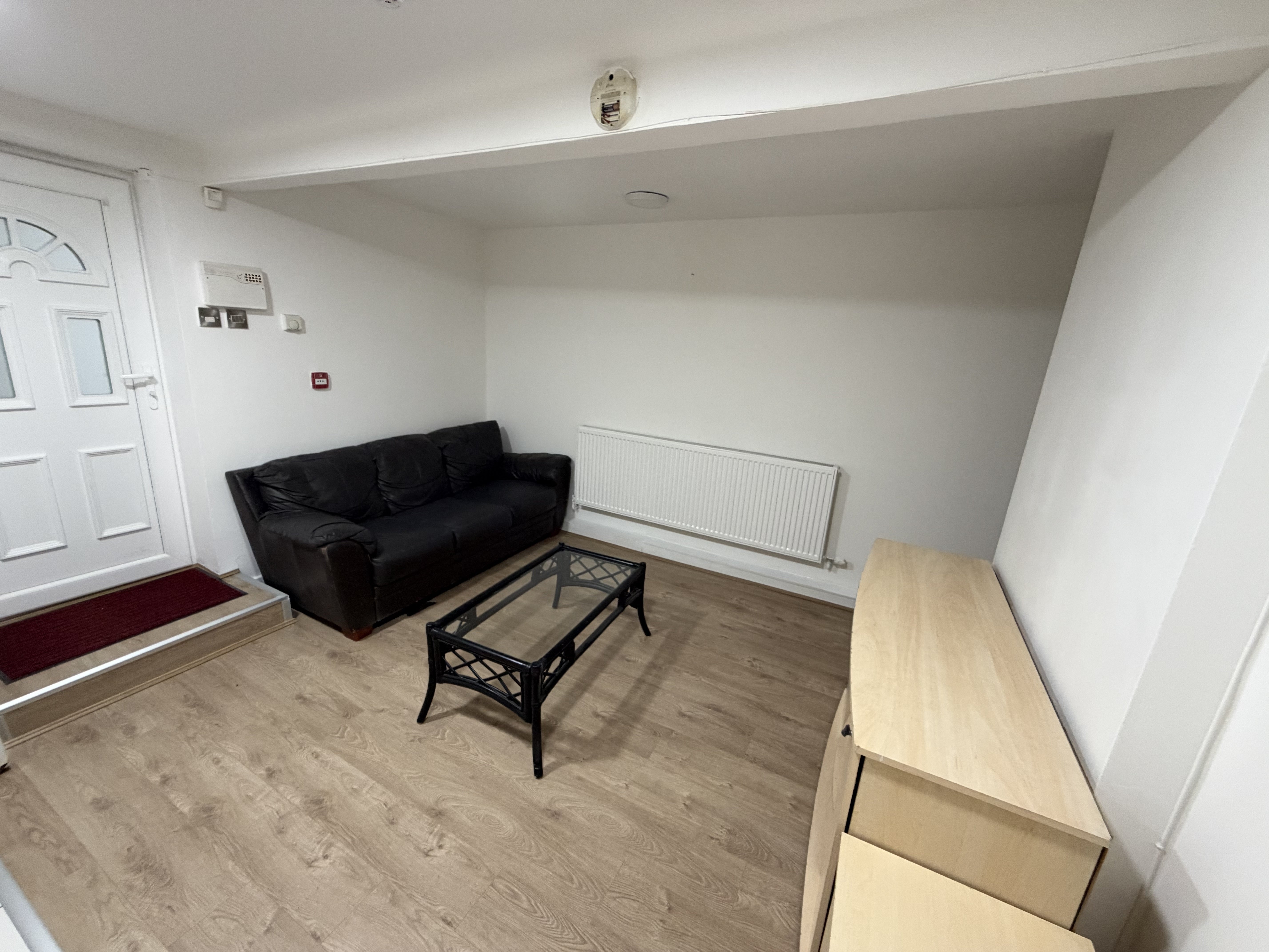 Flat Egerton Crescent in Manchester