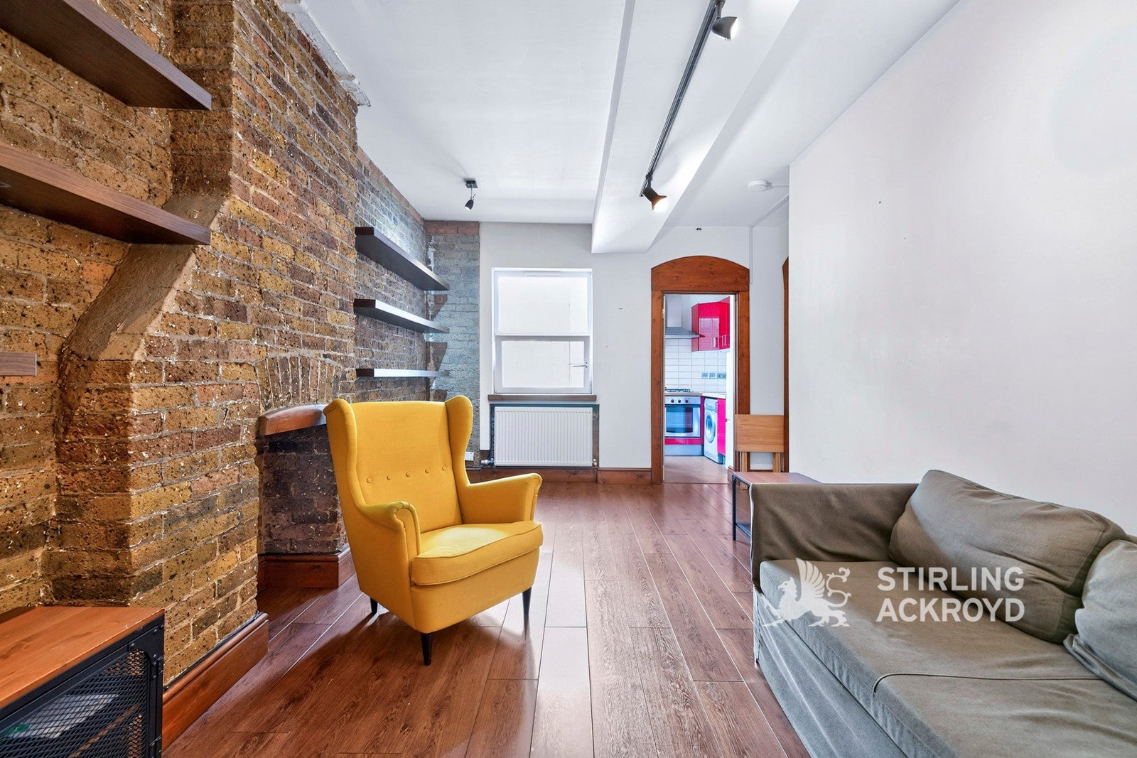 Flat Netley Street in Greater London