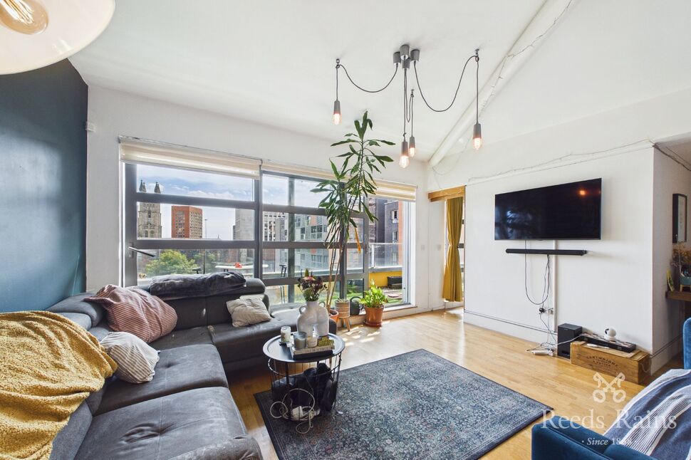 Flat Worsley Street in Manchester