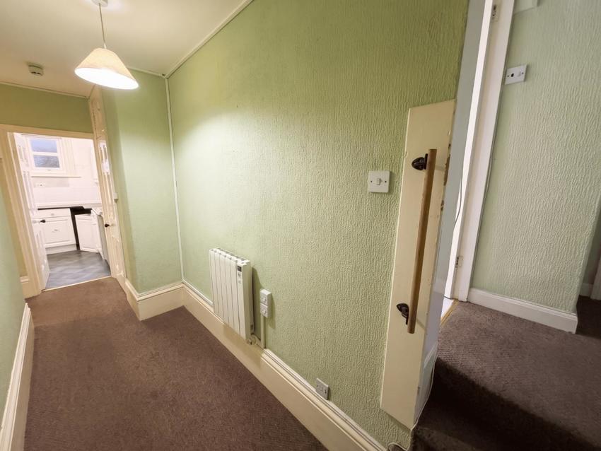 Flat Saint George's Avenue in Bridlington