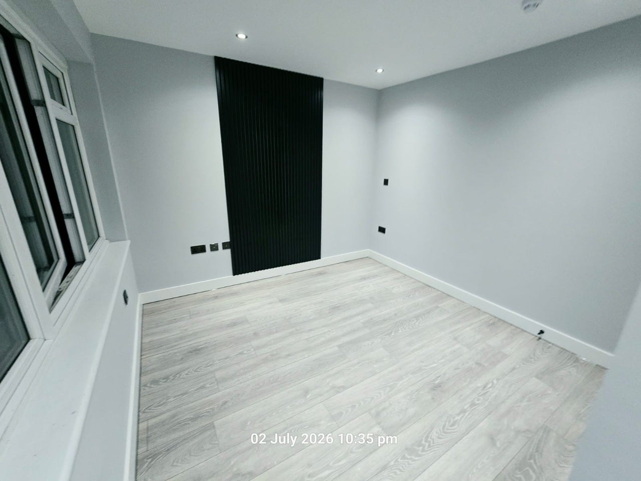 Room Ashburnham Road in Greater London