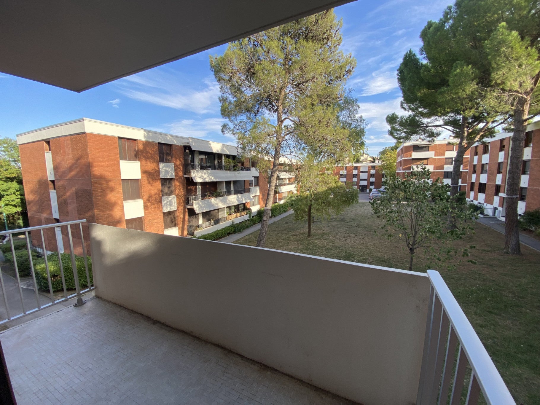 Flat Place du Millénaire in Montpellier