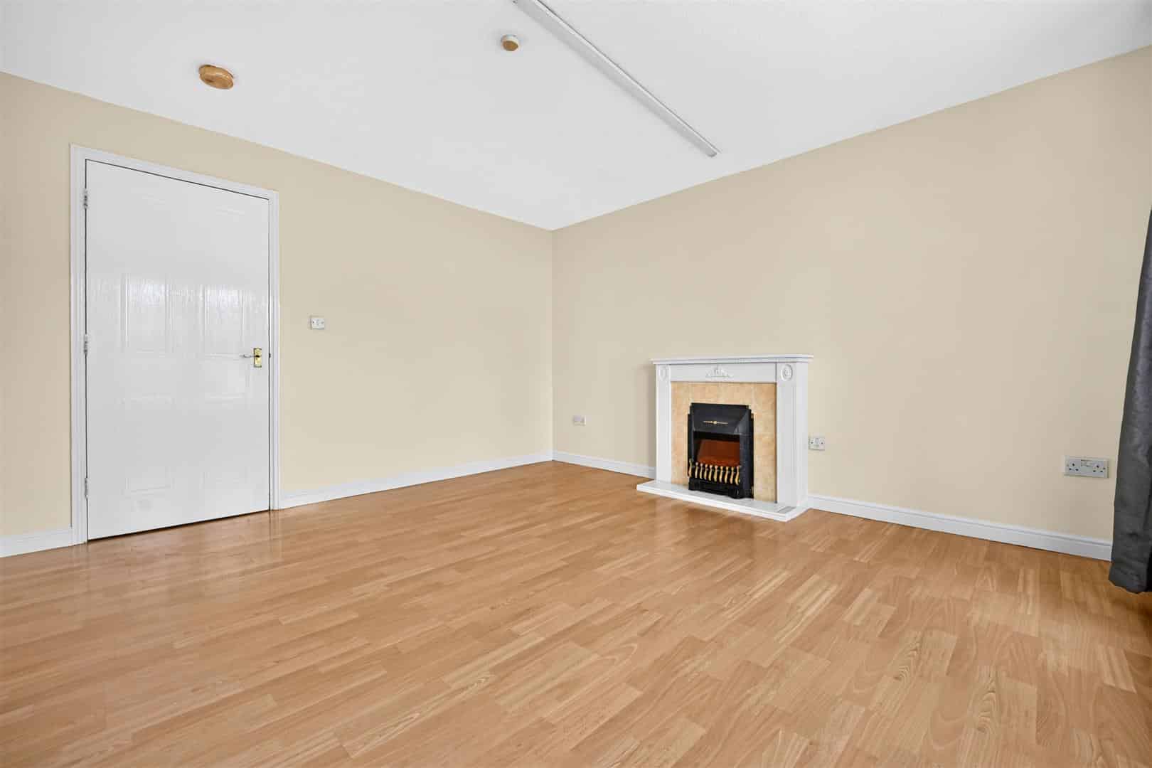 Flat Upney Lane in Greater London