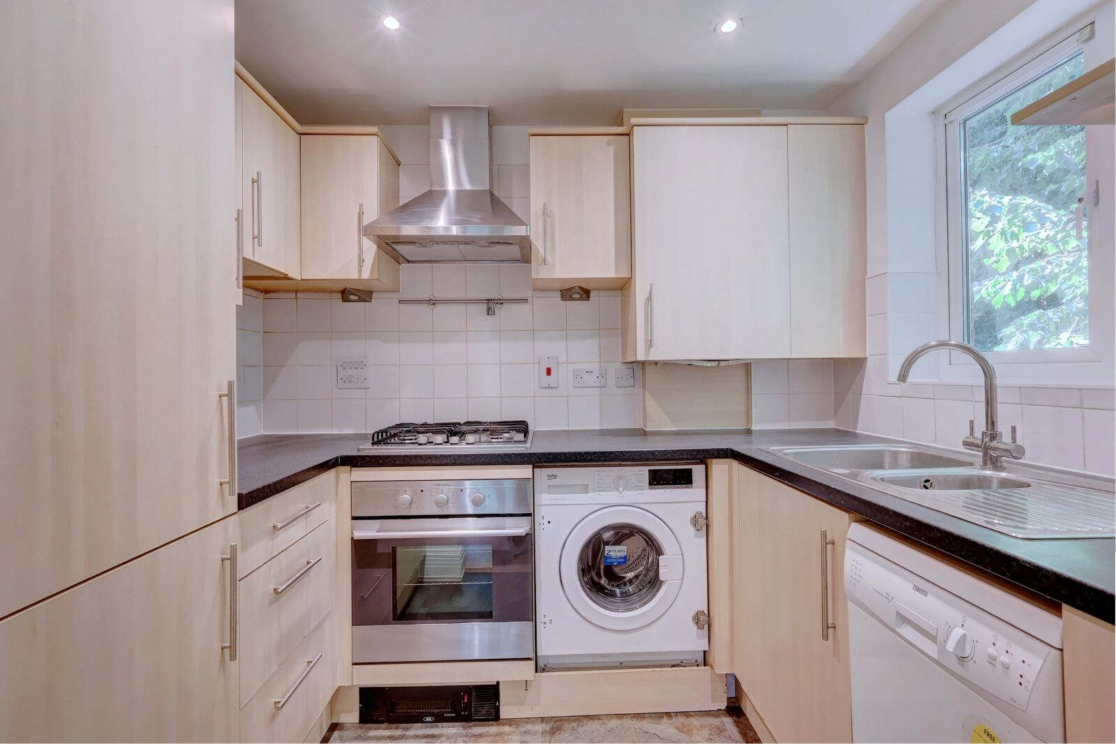 Flat St Marks Close in High Wycombe Community Board