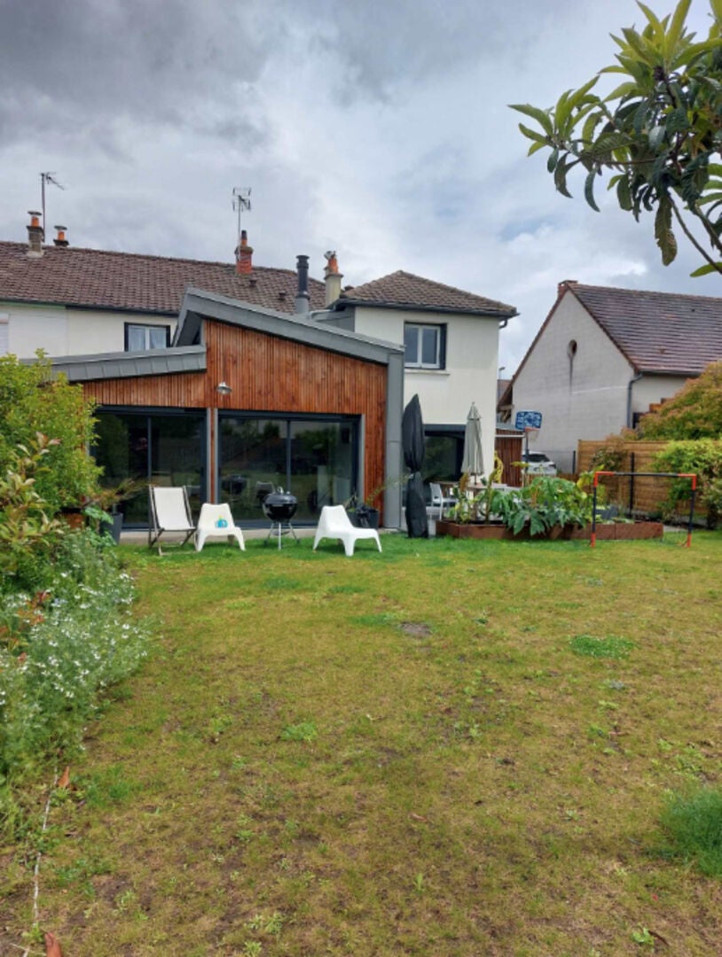 House Rue Jules Ferry in La Riche