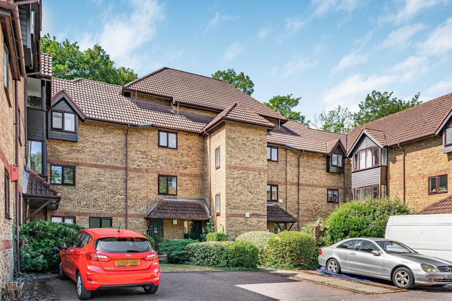 Flat Linwood Close in Greater London