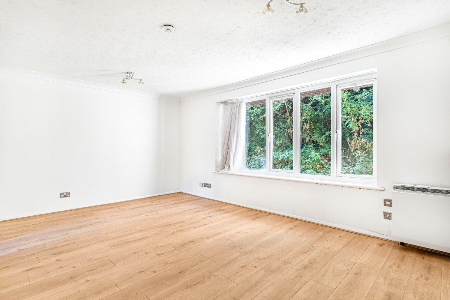 Flat Linwood Close in Greater London