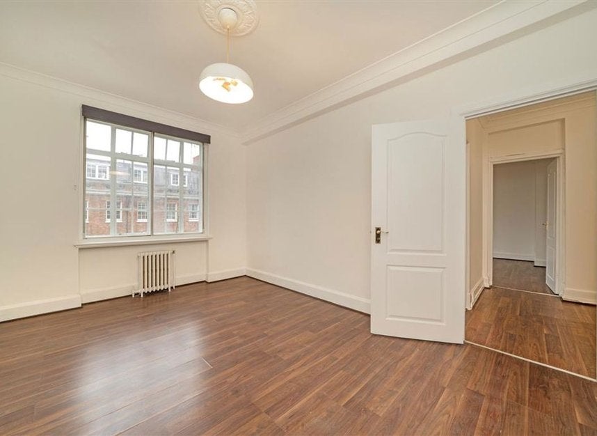 Flat Seymour Street in City of Westminster