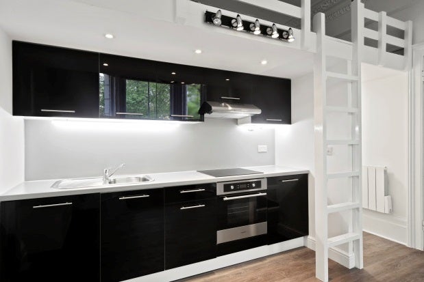 Flat Ladbroke Grove in Greater London