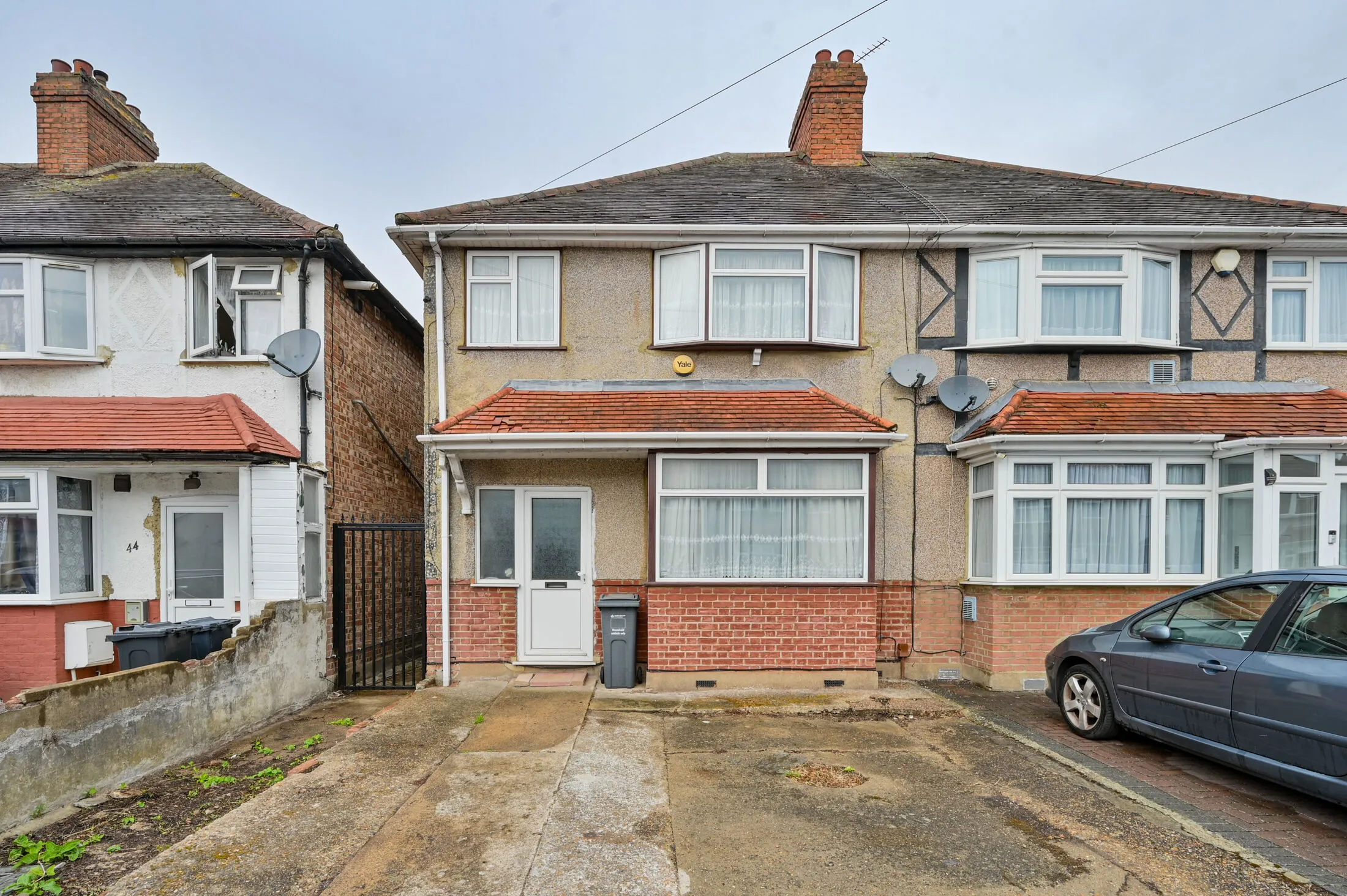 House Taunton Avenue in Greater London