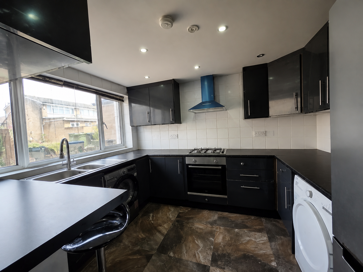 House Eastcote Lane in Greater London