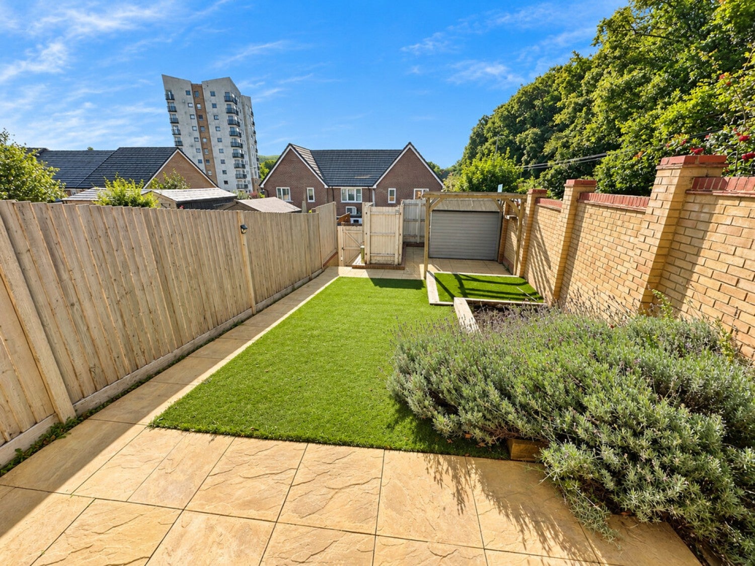House Rossetti Close in Basingstoke and Deane