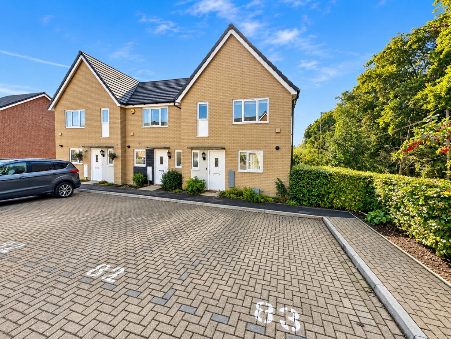 House Rossetti Close in Basingstoke and Deane