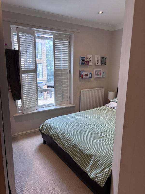 Room Essex Road in Greater London