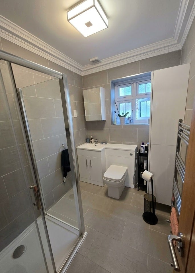 Room Rushcroft Road in Greater London
