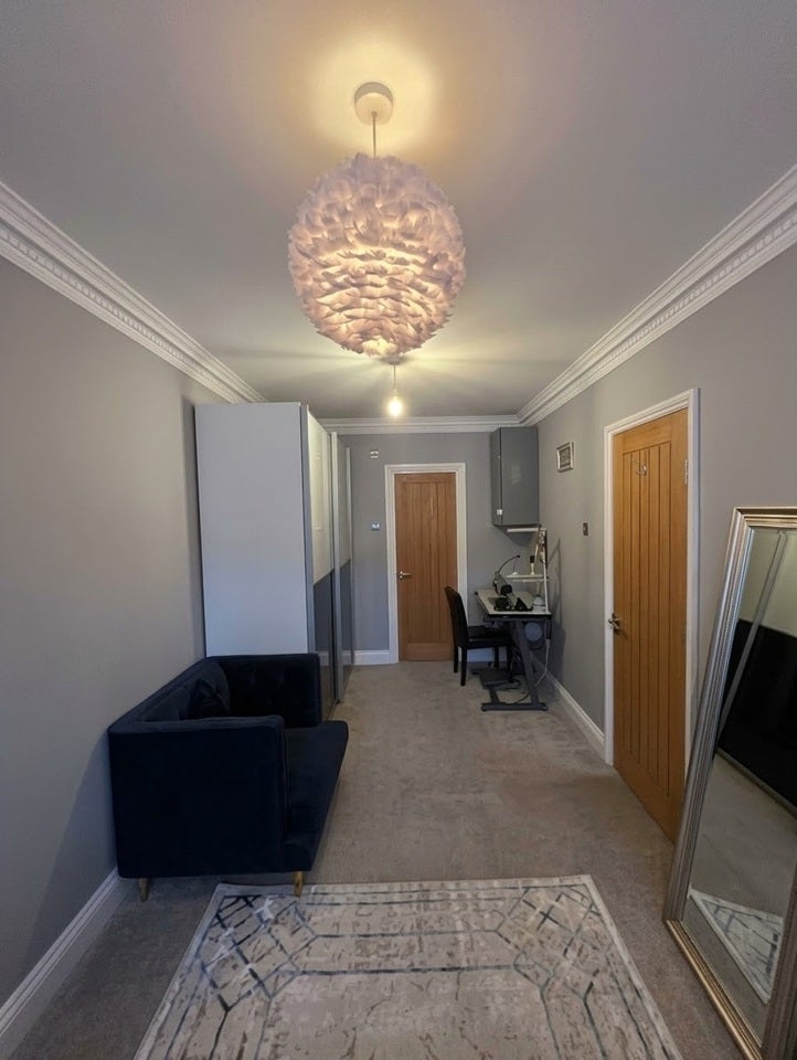Room Rushcroft Road in Greater London