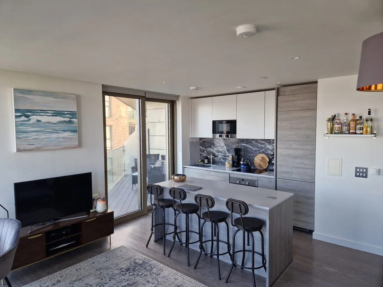 Flat Pilot Walk in Greater London
