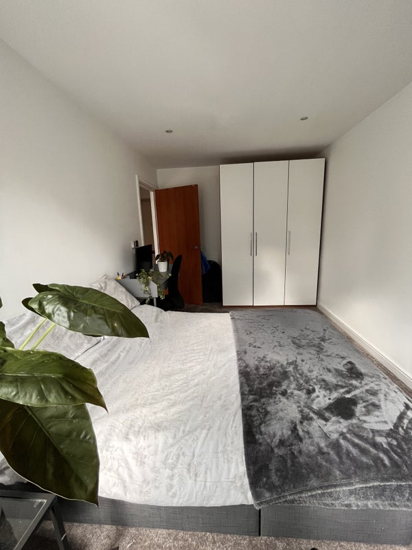 Room Copenhagen Street in Greater London