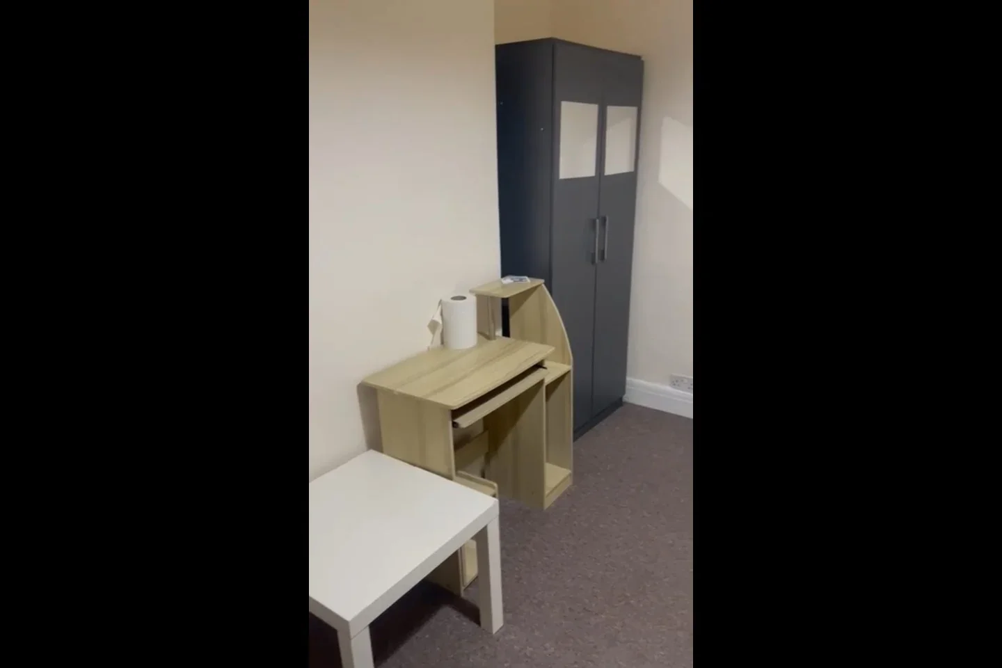 Room Clifford Road in Greater London
